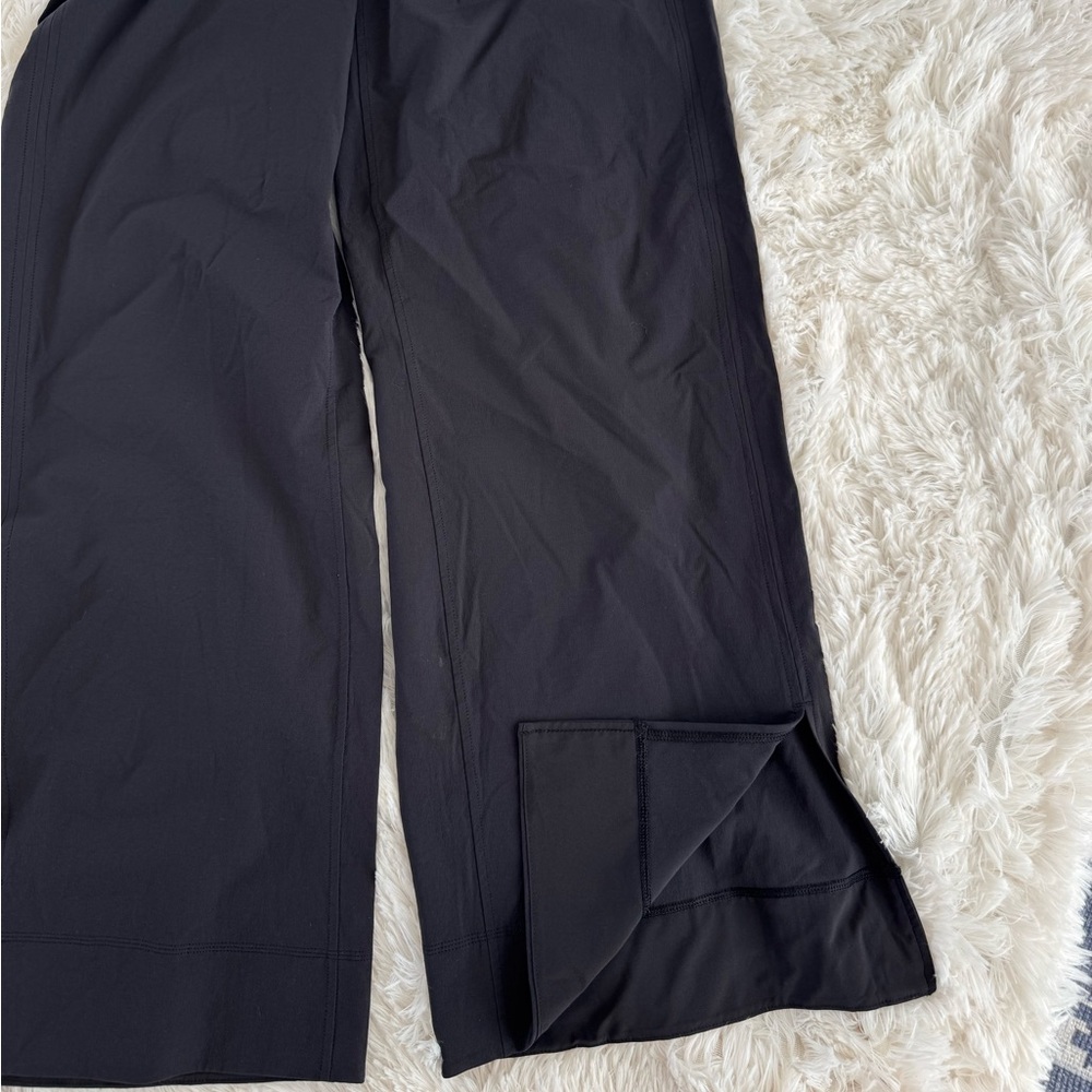 lululemon stretch woven wide-leg high-rise pant - Picture 4 of 7